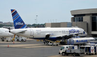 N584JB @ KDCA - DCA, VA - by Ronald Barker