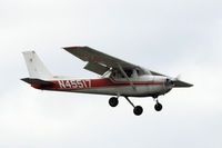 N45517 @ BFI - 1975 Cessna 150M, c/n: 15076957 - by Terry Fletcher