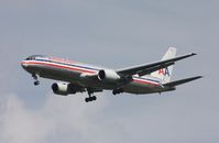 N342AN @ MCO - American 767-300 - by Florida Metal