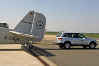 D-CDLH @ EDLW - a/c towing Lufthansa style.... :-) - by Thomas M. Spitzner