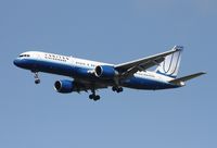N563UA @ MCO - United 757