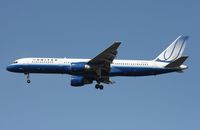 N563UA @ MCO - United 757