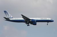 N567UA @ MCO - United 757