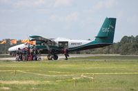 N901ST @ DED - CSC DHC-6 picking up jumpers - by Florida Metal