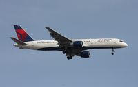 N6709 @ DTW - Delta 757 - by Florida Metal