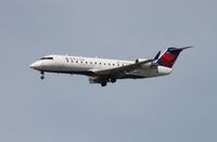 N8808H @ DTW - Pinnacle CRJ - by Florida Metal