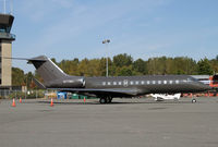 N711MC @ BLI - Drab but pleasing colors on this Global Express - by Duncan Kirk