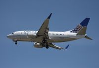 N16642 @ TPA - United 737-500