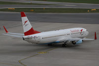OE-LNQ @ LOWW - Austrian Airlines Boeing 737 - by Thomas Ranner
