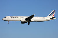 F-GTAJ @ LSGG - LSGG/GVA EBACE 2012