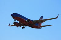 N709SW @ KBDL - Southwest flight 2467 from Baltimore/Washington Int'l on final for runway 6. - by Mark K.