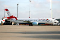 OE-LNJ @ LOWW - OE-LNJ will be phased out of Austrian Airlines fleet - by Gianluca Raberger