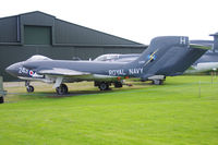 XJ560 @ X4WT - Preserved at the Newark Air Museum.