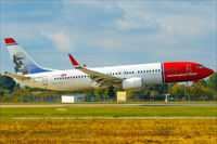 LN-NOQ @ EPWA - Boeing 737-86N - by Jerzy Maciaszek