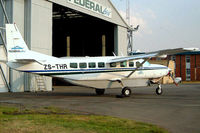 ZS-THR @ FAJS - Cessna 208B Grand Caravan [208B-0571] (Federal Air) Johannesburg Int~ZS 09/10/2003 - by Ray Barber