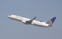 N77296 @ KLAX - Boeing 737-800 - by Mark Pasqualino