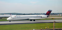 N401EA @ KATL - Taxi ATL - by Ronald Barker