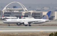 N515UA @ KLAX - Boeing 757-200 - by Mark Pasqualino