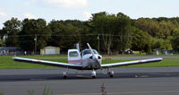 N8777W @ KOMH - Orange