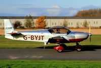 G-BYJT @ BREIGHTON - Taxying out for departure - by glider