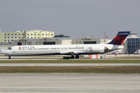 N931DN @ KSRQ - Delta 2298 (N931DN) departs Sarasota-Bradenton International Airport enroute to Hartsfield-Jackson Atlanta International Airport - by Jim Donten