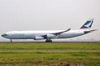 B-HXB @ EHAM - Cathay Pacific A340 - by Jan Lefers