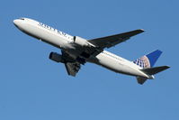 N647UA @ EBBR - Flight UA973 is climbing from RWY 25R - by Daniel Vanderauwera