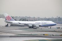 B-18211 @ KLAX - Boeing 747-400