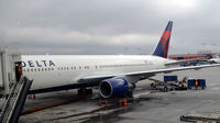 N136DL @ KATL - Atlanta - by Ronald Barker