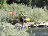 N26HX - fire fighting in Aug. 2012, taking water from the Klamath River near Seiad, California - by James Box