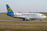 UR-GAK @ VIE - Ukraine International Airlines - by Joker767