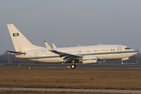HZ-101 @ LOWW - Saudi Government Boeing 737-700 - by Dietmar Schreiber - VAP