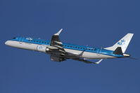 PH-EZW @ EHAM - winter in Holland - by Jeroen Stroes