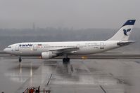 EP-IBG @ LOWW - Iran Air A300B4 - by Andy Graf - VAP