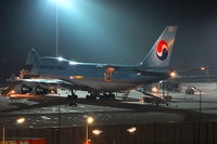 HL7466 @ VIE - Korean Air Cargo - by Chris Jilli