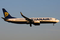 EI-DPI @ WAW - Ryanair - by Chris Jilli