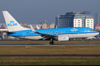 PH-BGD @ WAW - KLM - Royal Dutch Airlines - by Chris Jilli