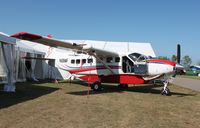 N28MF @ KOSH - Cessna 208B