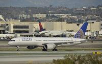 N564UA @ KLAX - Arrived at LAX on 25L - by Todd Royer
