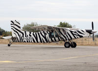 F-GLEU @ LFBF - Used for paratrooping during LFBF Open Day 2012 - by Shunn311