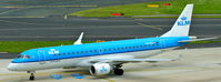 PH-EZS @ EDDL - KLM Cityhopper, seen here taxiing to the gate at Düsseldorf Int´l (EDDL) - by A. Gendorf