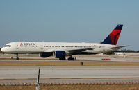 N6713Y @ KFLL - DL B752 preparing for departure - by FerryPNL