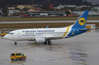 UR-GAT @ LOWS - Ukraine International Boeing 737 - by Thomas Ranner
