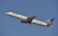 N526UA @ KLAX - Departing LAX - by Todd Royer