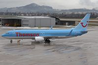 G-FDZS @ LOWS - Thomson 737-800
