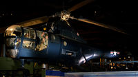 124344 @ KNYG - National Museum of the Marine Corps