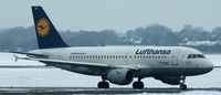 D-AILY @ EDDL - Lufthansa, seen here at Düsseldorf Int´l (EDDL) - by A. Gendorf