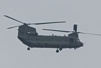 ZA674 - Boeing Vertol Chinook HC.2, c/n: M/A005/B-821/M7004 - low flight over Belper, Derbyshire en route East Midlands for refuel after emergency landing the previous day - by Terry Fletcher