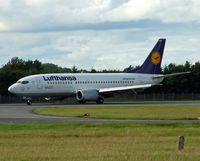 D-ABET @ EGPH - Lufthansa B737-300 rolls out on landing about to turn onto taxiway bravo 1 - by Mike stanners