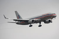 N677AA @ DFW - American Airlines at DFW Airport - by Zane Adams
